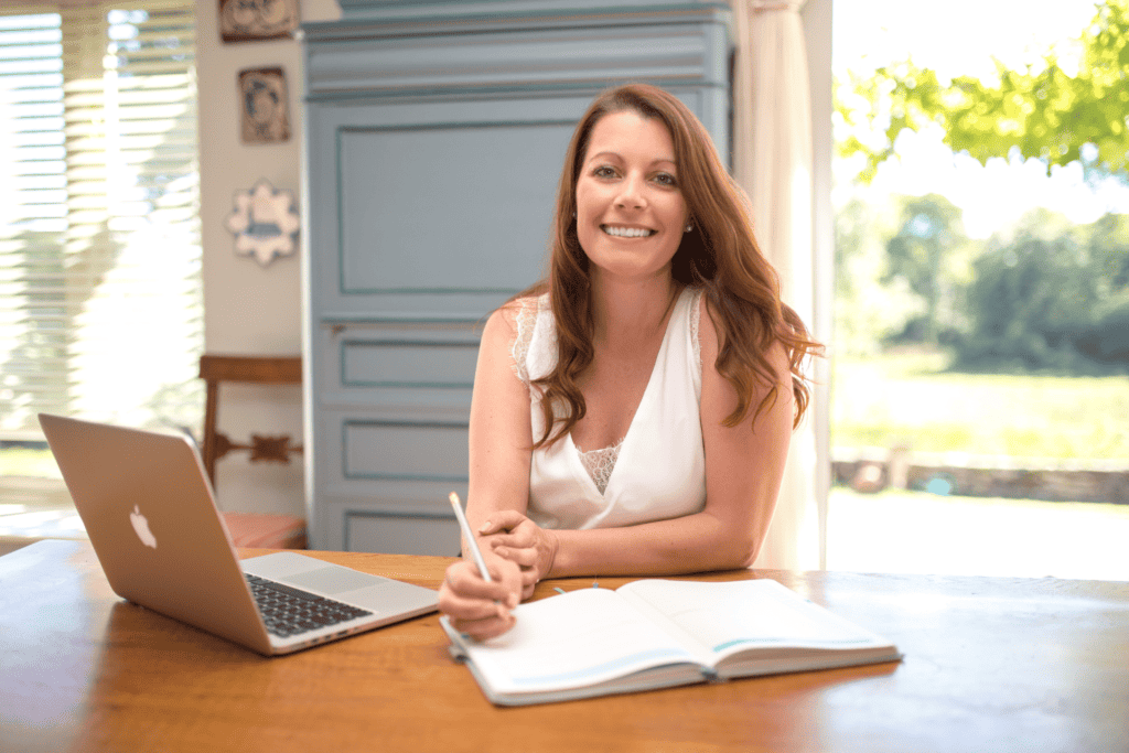 How to build a full time celebrant business